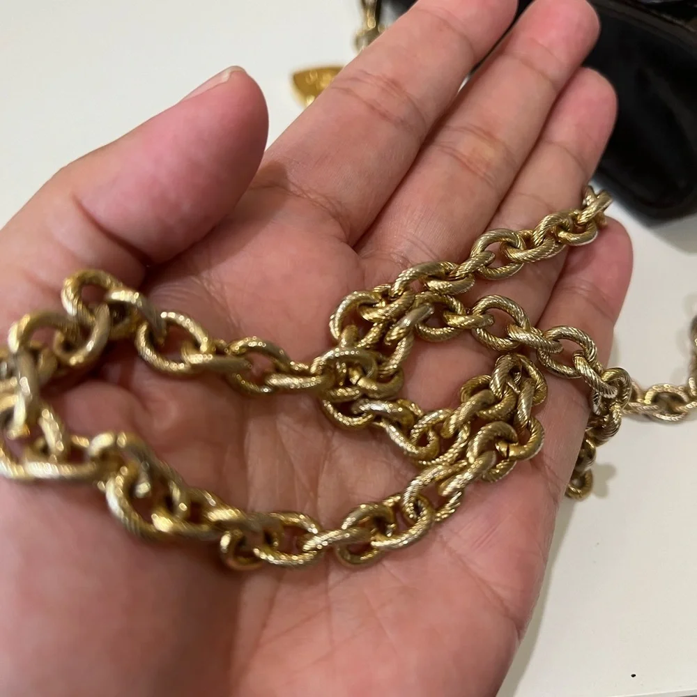 MCM Patent Sling Bag - Picture 6 of 15